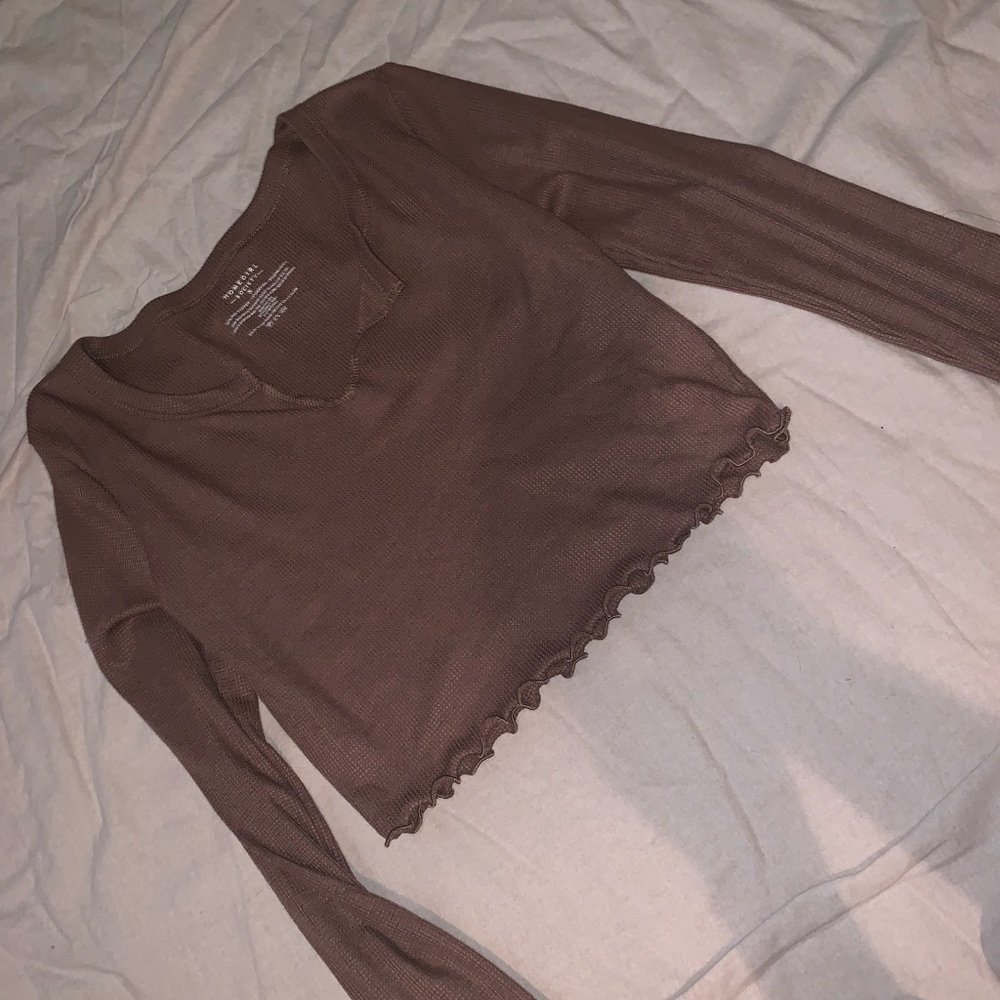 Brown long sleeve crop